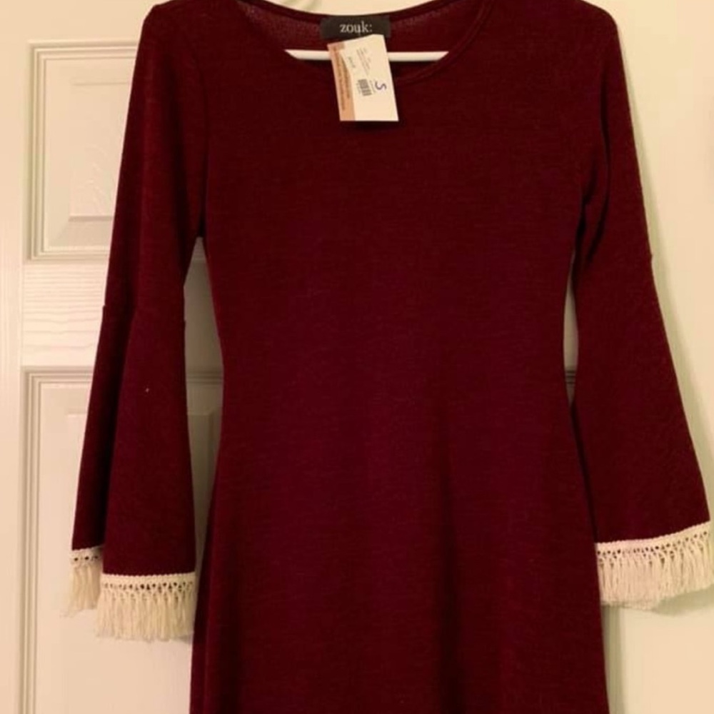 Perfect for holidays, frayed arm
